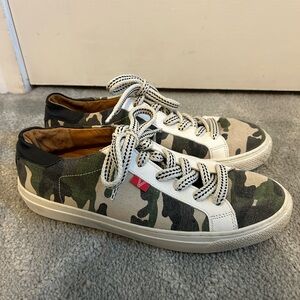 Veronica Beard Low Top Camo Sneakers